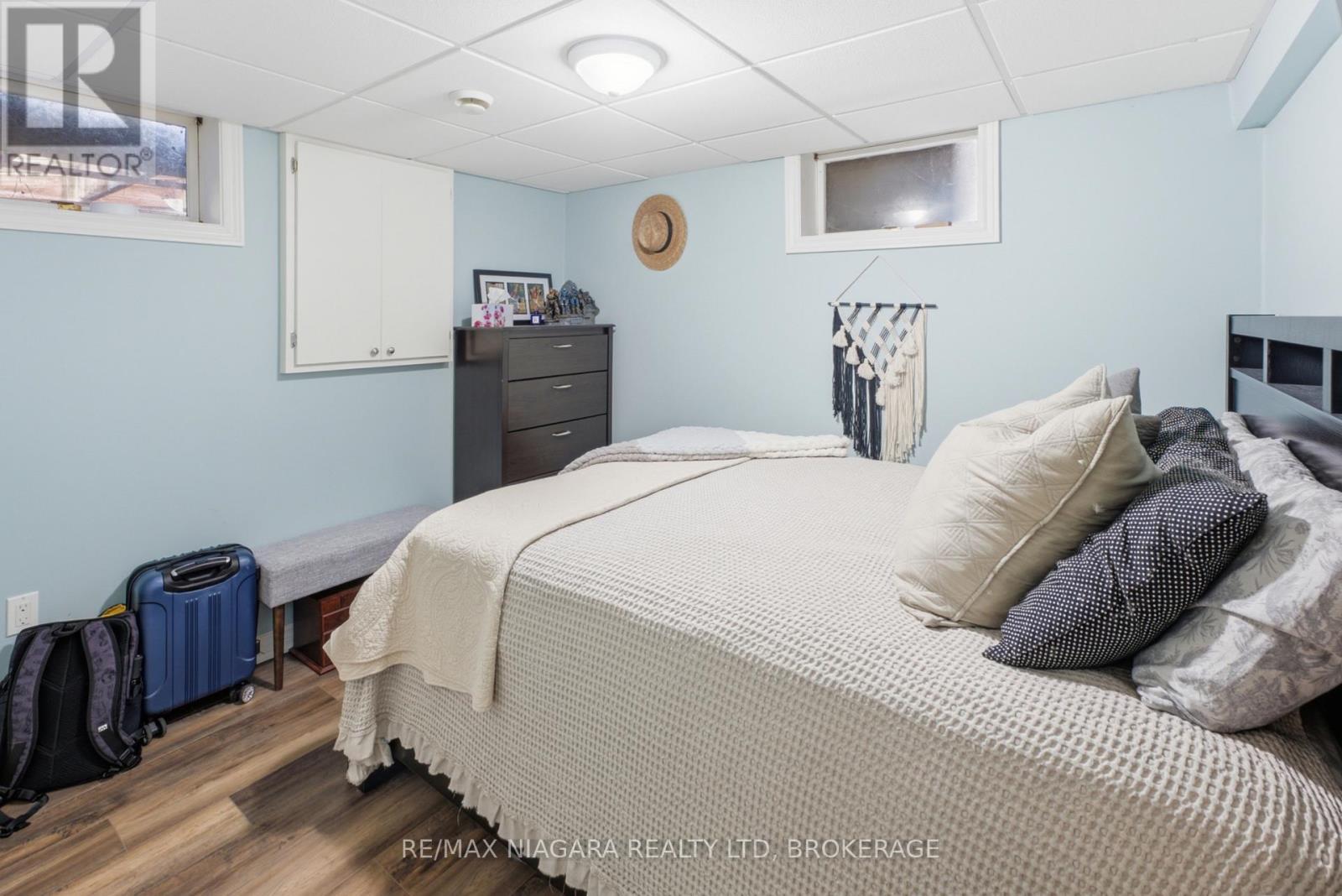1042 Lakeshore Road W, St. Catharines, Ontario  L2R 6P9 - Photo 24 - X13744688
