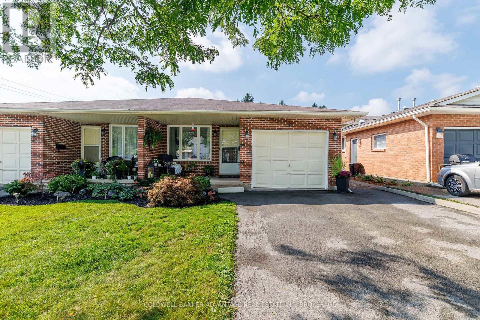 11 WOODLAND DRIVE, Welland, Ontario