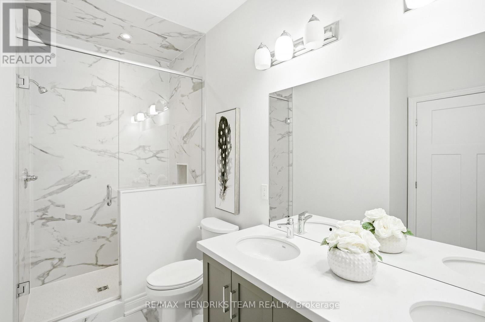 13 Turbinia Court, Grimsby, Ontario  L3M 0H8 - Photo 24 - X13744896