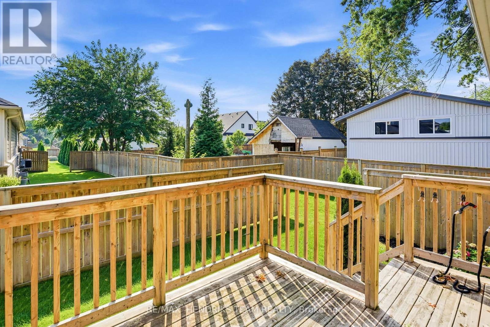13 Turbinia Court, Grimsby, Ontario  L3M 0H8 - Photo 34 - X13744896