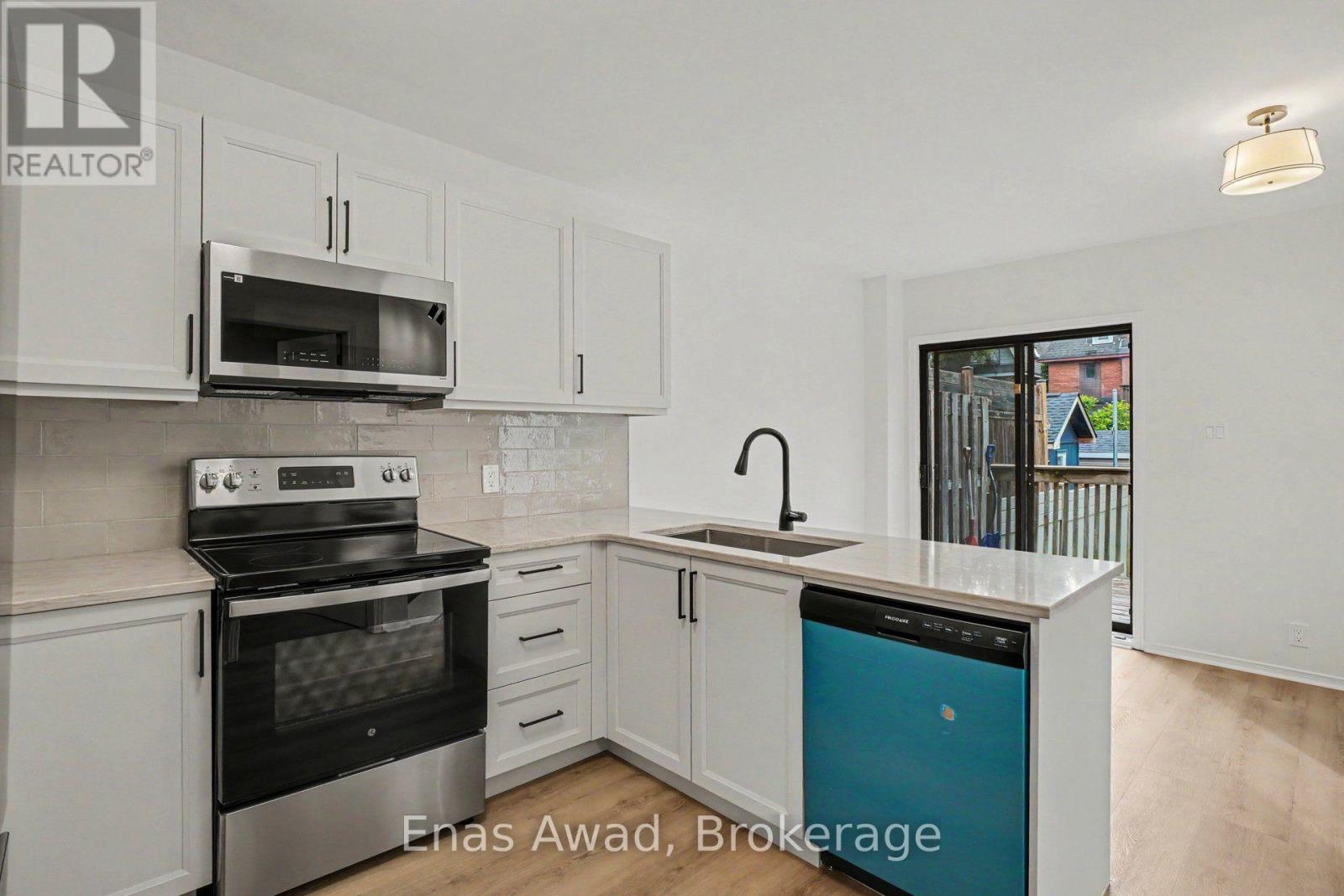 46 Hopewell Avenue, Ottawa, Ontario  K1S 2Y8 - Photo 5 - X13745360