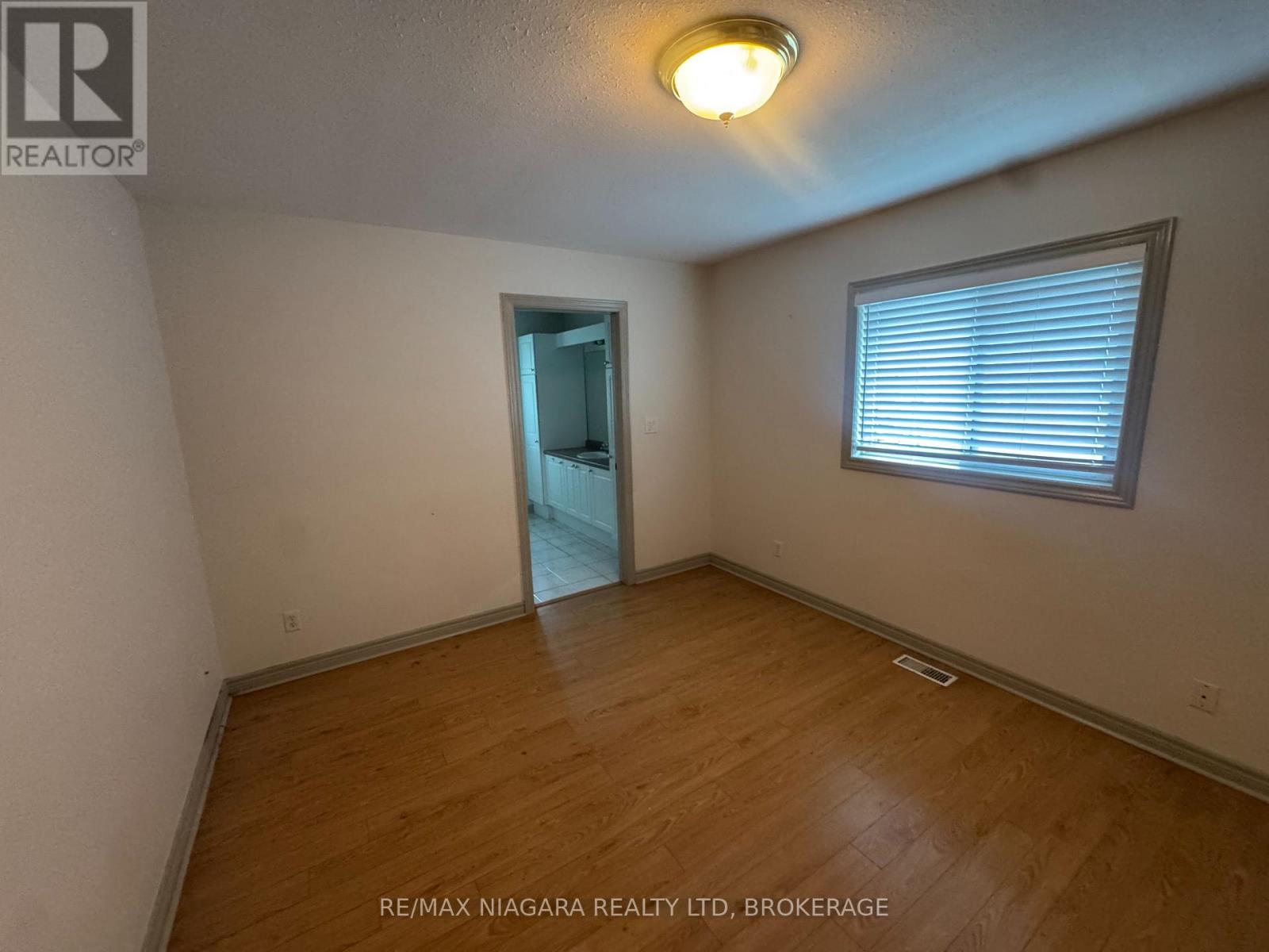 72 Ridge Road S, Fort Erie, Ontario  L0S 1B0 - Photo 12 - X13745682