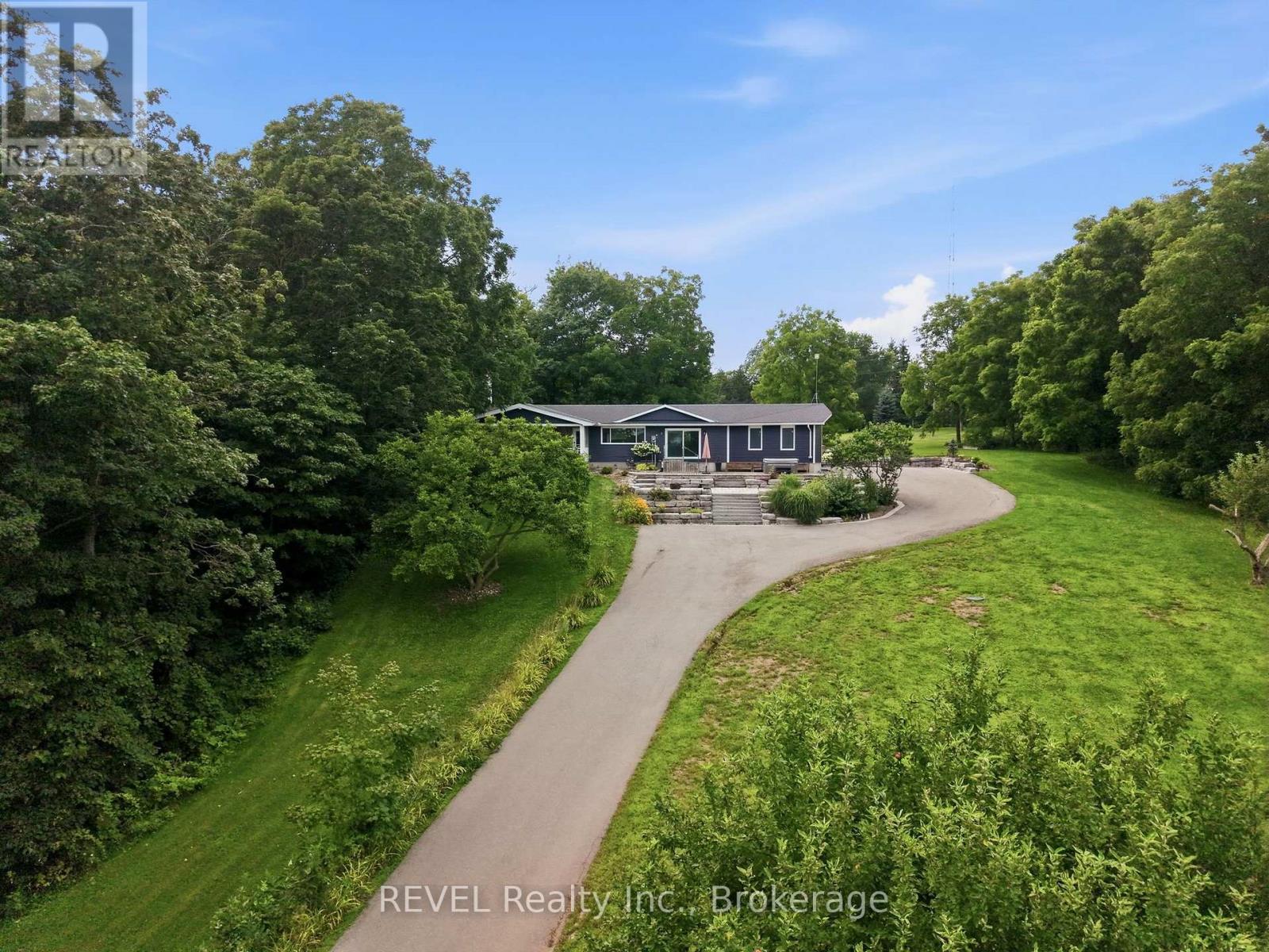 4030 Mountainview Road, Lincoln, Ontario  L3J 2C8 - Photo 3 - X13745904