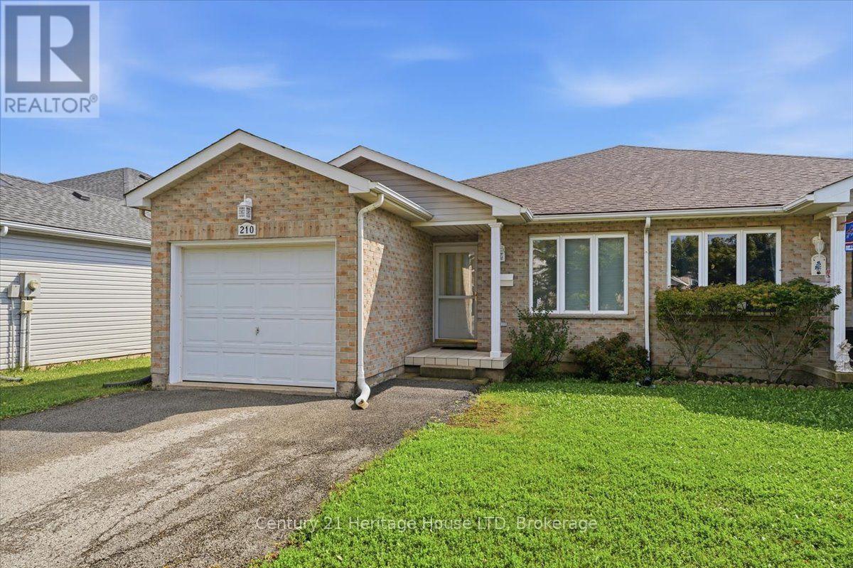 210 Oakcrest Avenue, Welland, Ontario  L3C 7K3 - Photo 3 - X13746728