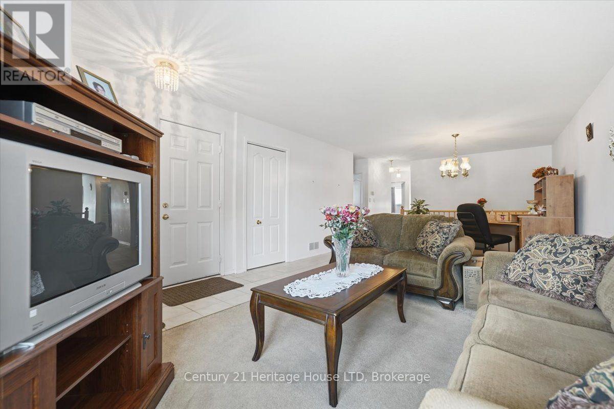 210 Oakcrest Avenue, Welland, Ontario  L3C 7K3 - Photo 8 - X13746728