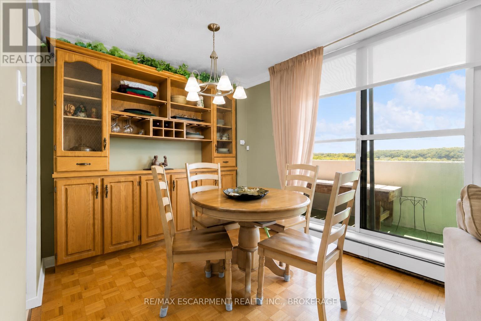 1007 - 35 Towering Heights Boulevard, St. Catharines, Ontario  L2T 3G8 - Photo 7 - X13746798
