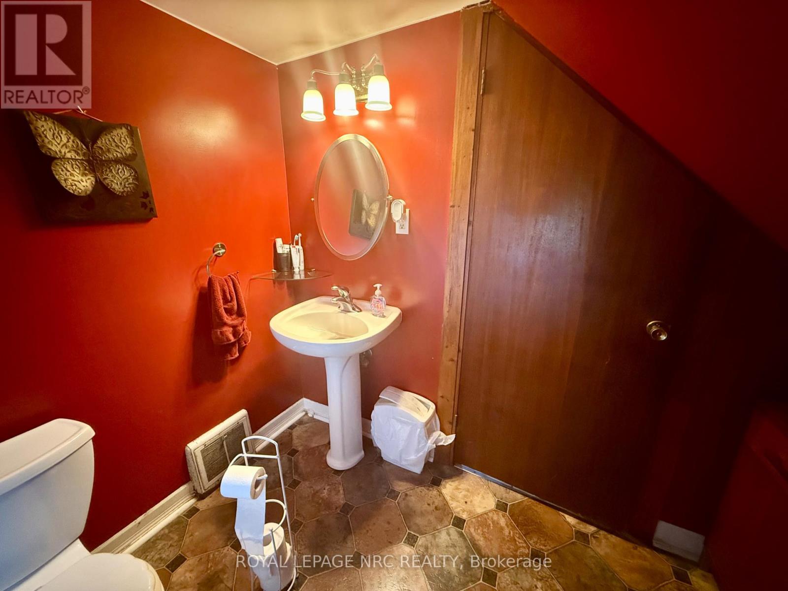 735 Main Street W, Port Colborne, Ontario  L3K 5V4 - Photo 10 - X13747090