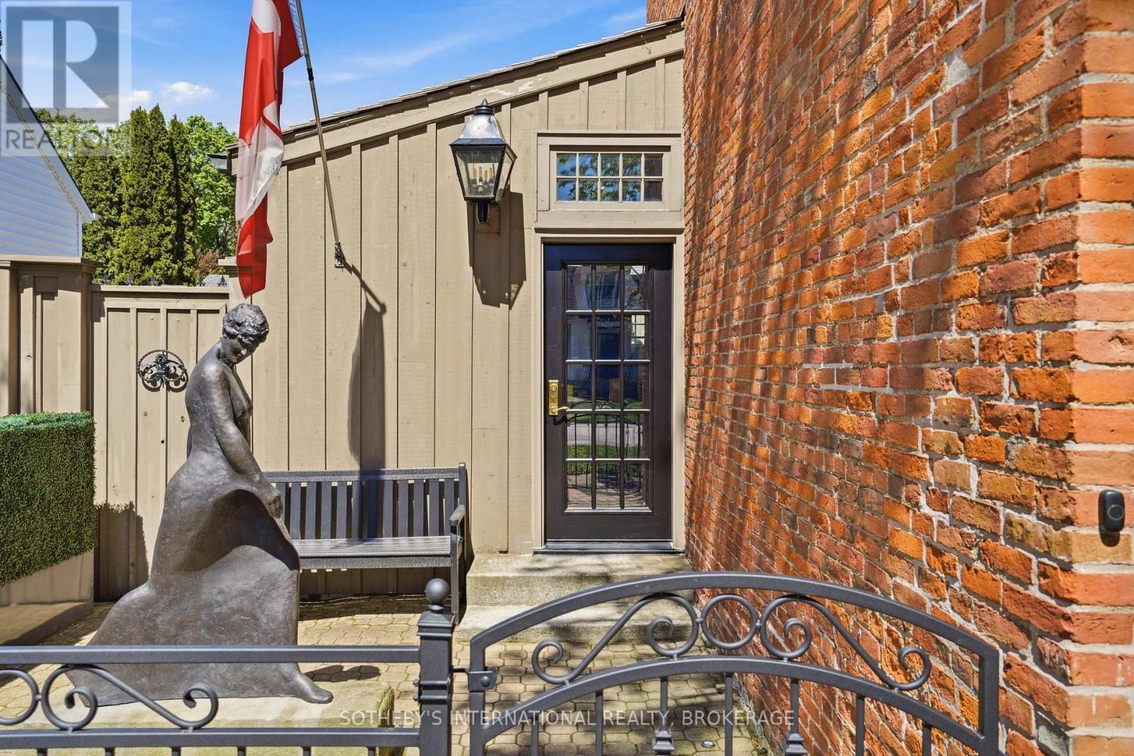 55 Prideaux Street, Niagara-On-The-Lake, Ontario  L0S 1J0 - Photo 2 - X13748102