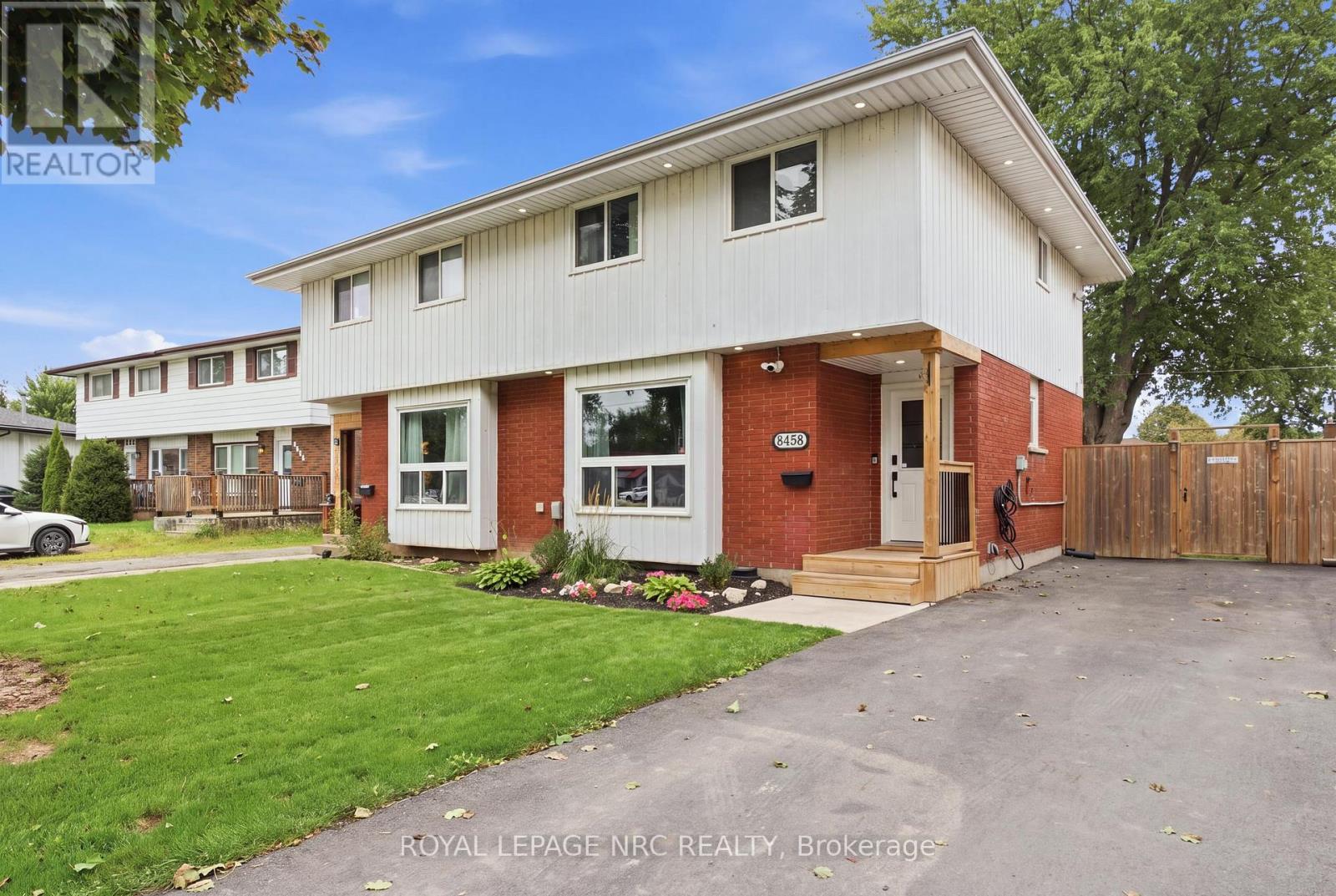 8458 Willoughby Drive, Niagara Falls, Ontario  L2G 6X5 - Photo 2 - X13748180