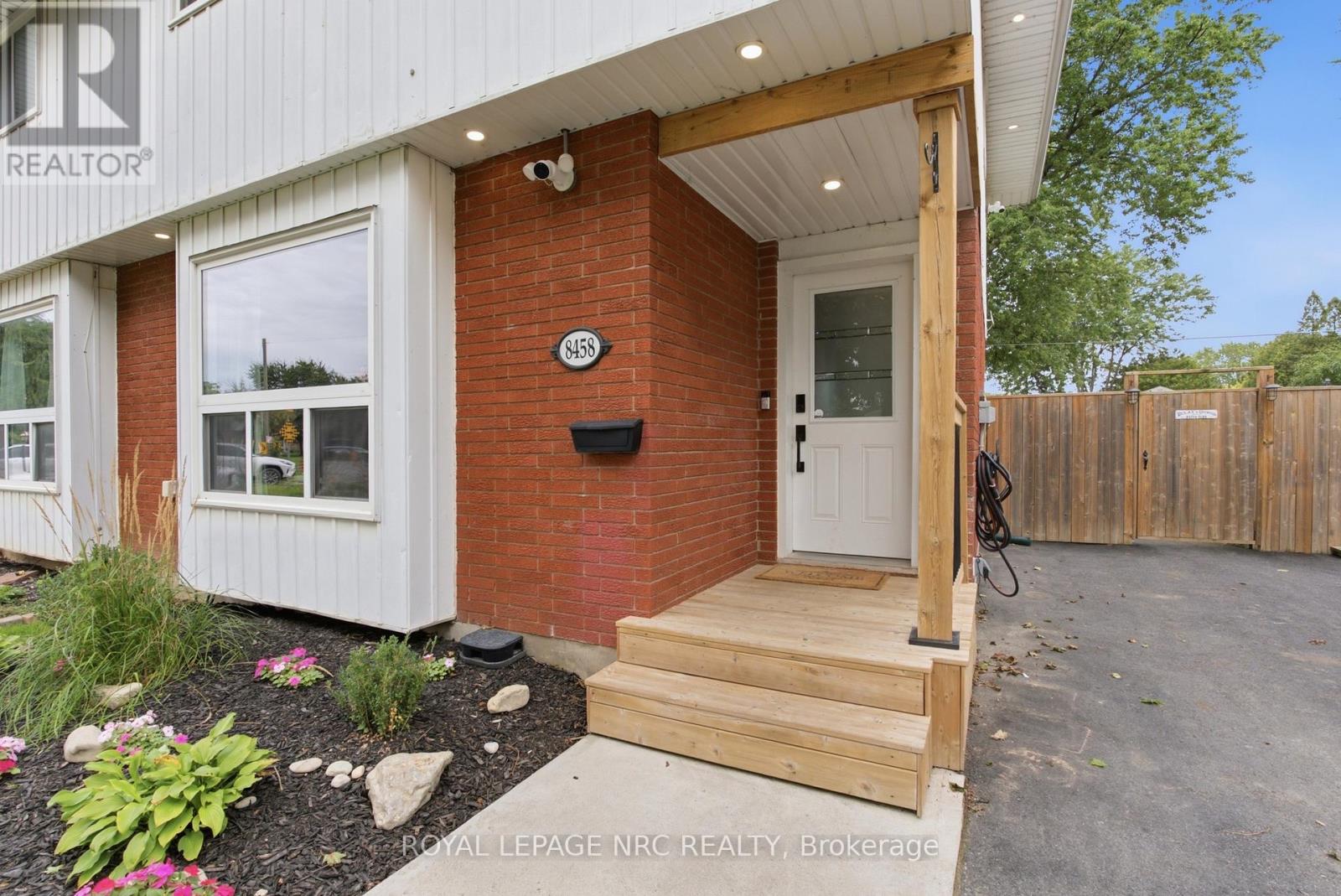 8458 Willoughby Drive, Niagara Falls, Ontario  L2G 6X5 - Photo 3 - X13748180