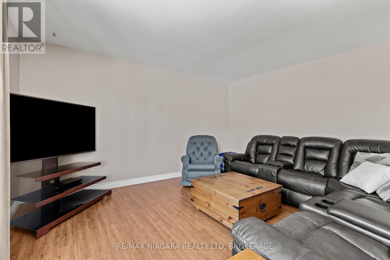 1161 Haist Street, Pelham, Ontario  L0S 1E2 - Photo 11 - X13749322