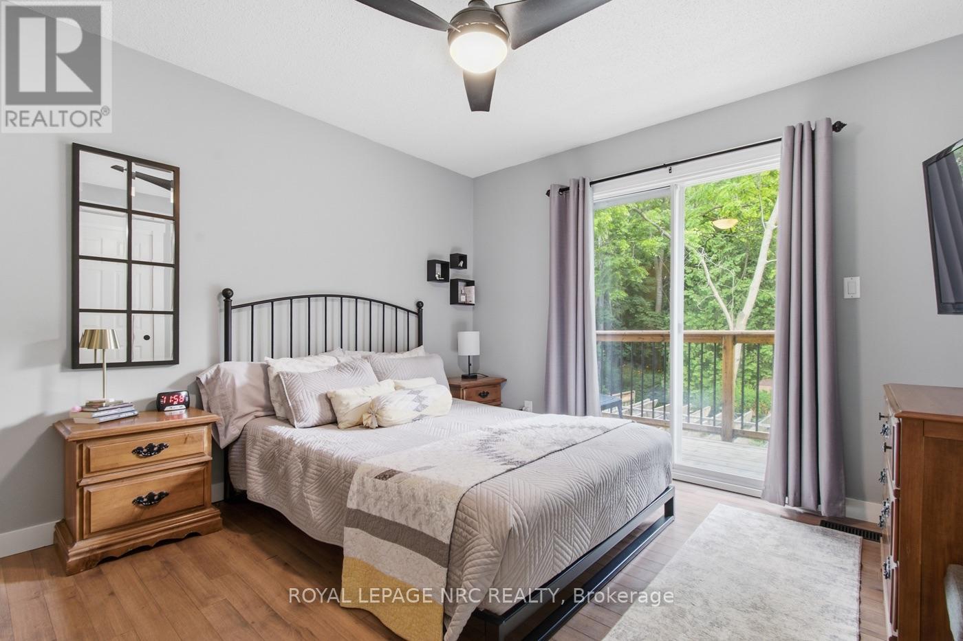 37 Spruceside Crescent, Pelham, Ontario  L3E 0G1 - Photo 12 - X13749364