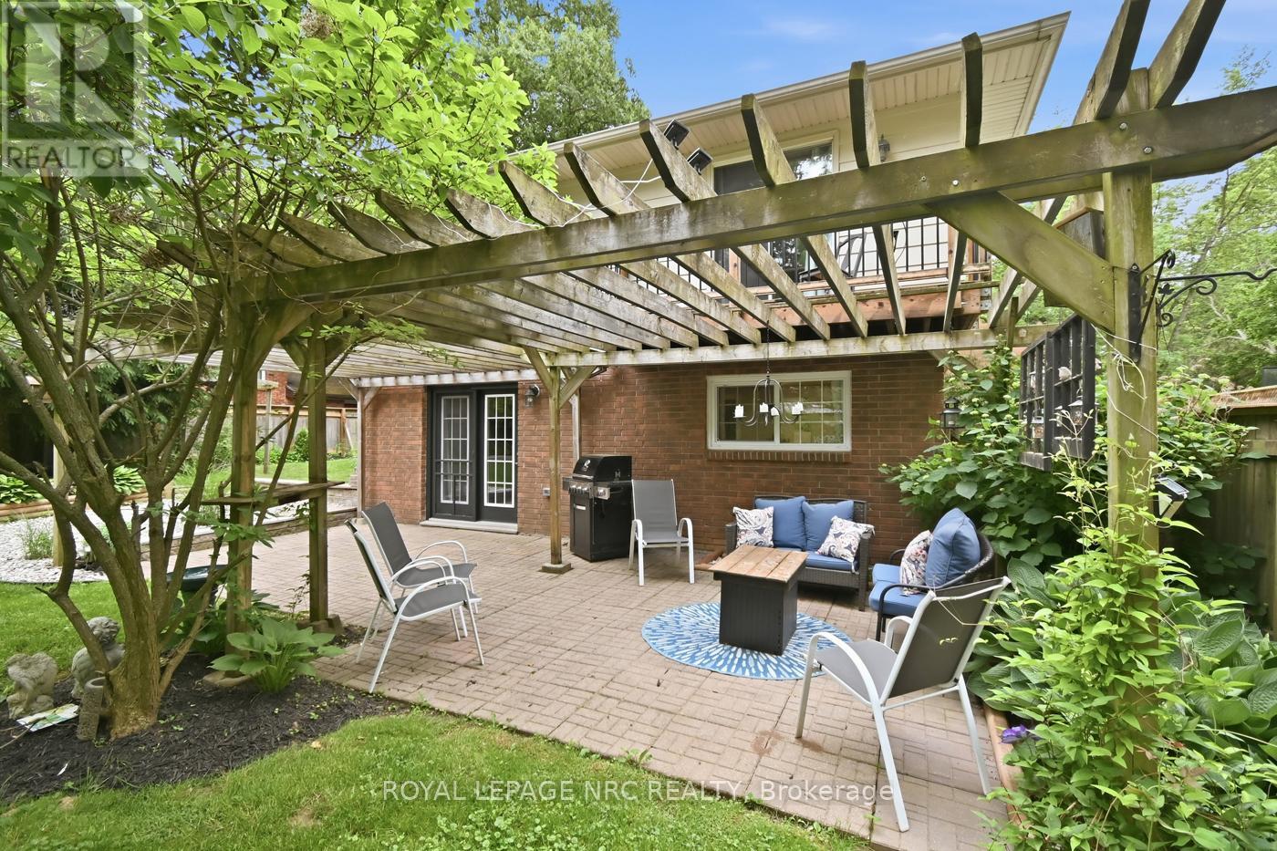 37 Spruceside Crescent, Pelham, Ontario  L3E 0G1 - Photo 32 - X13749364