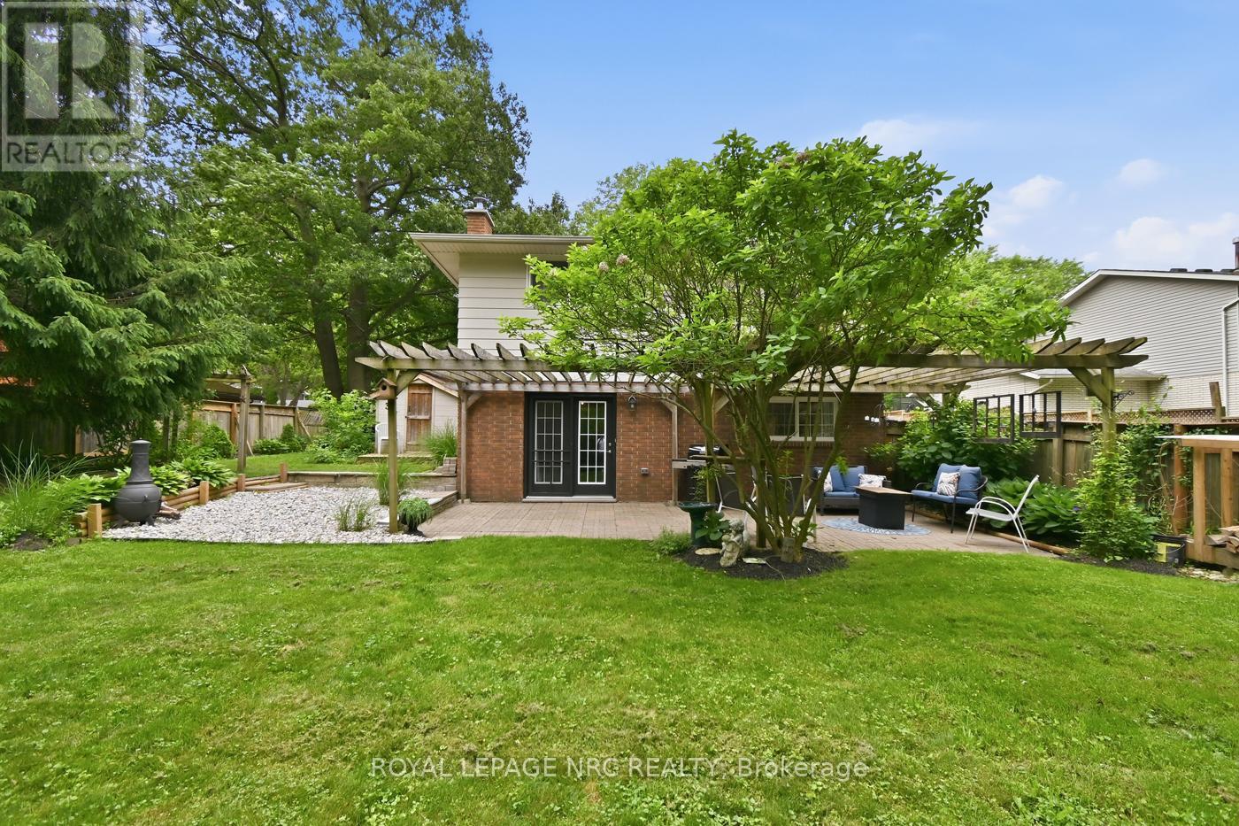 37 Spruceside Crescent, Pelham, Ontario  L3E 0G1 - Photo 33 - X13749364