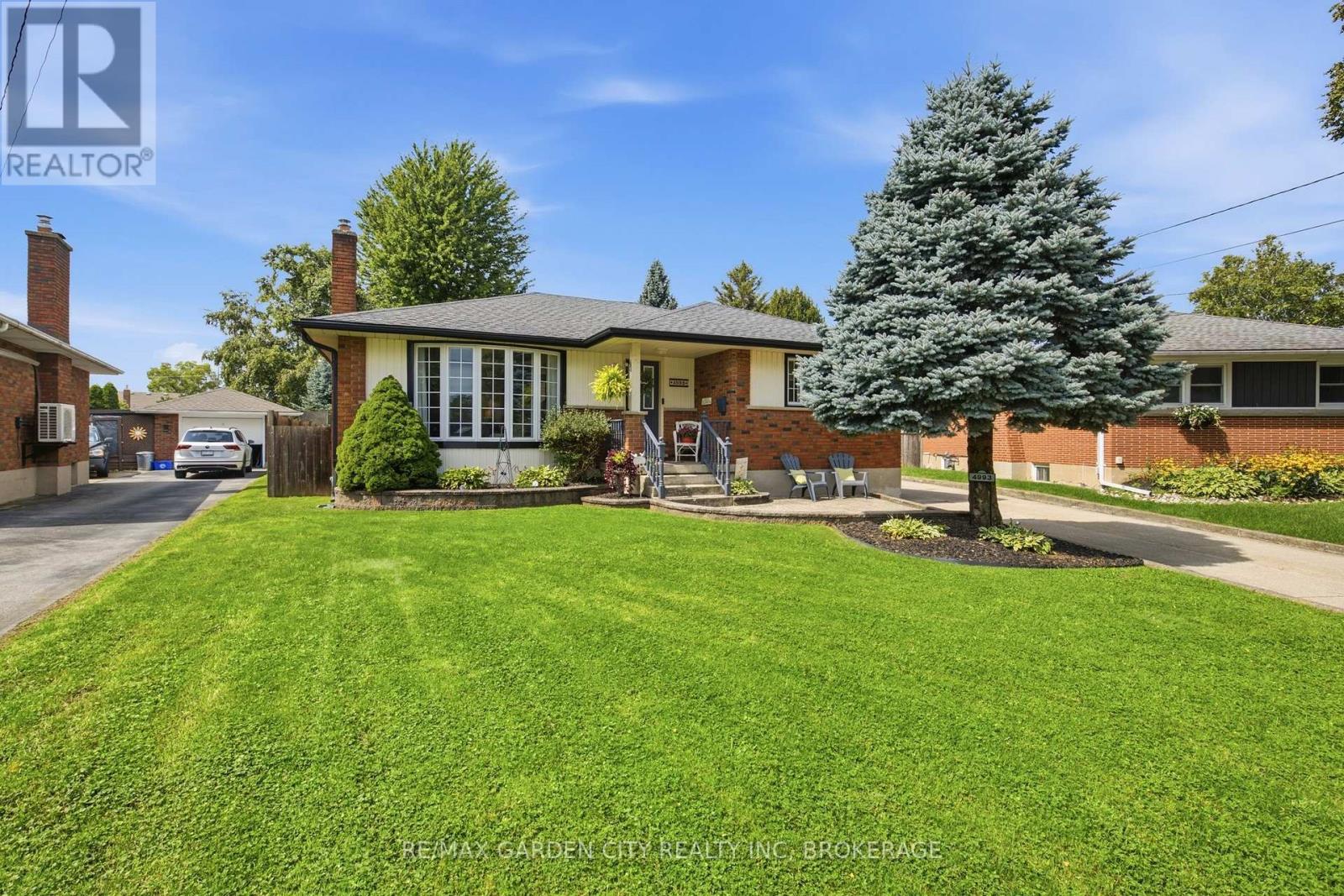 4993 Rendall Crescent, Niagara Falls, Ontario  L2E 5E6 - Photo 2 - X13749866
