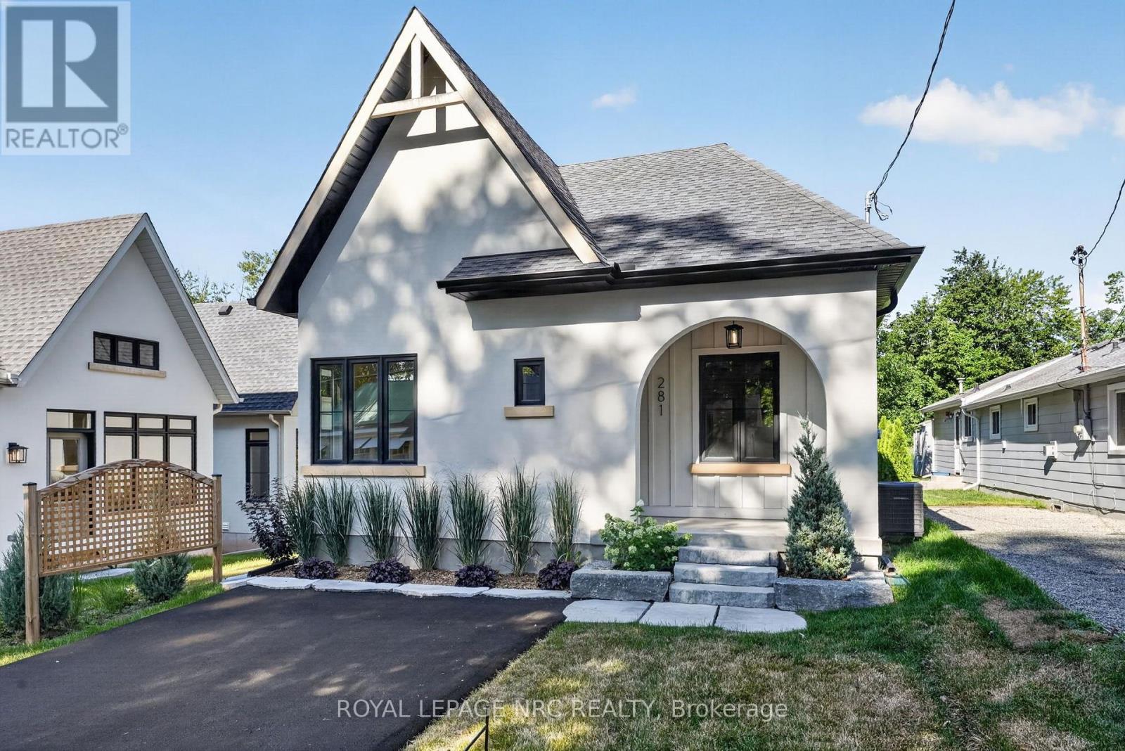 281 ELMWOOD AVENUE, Fort Erie, Ontario