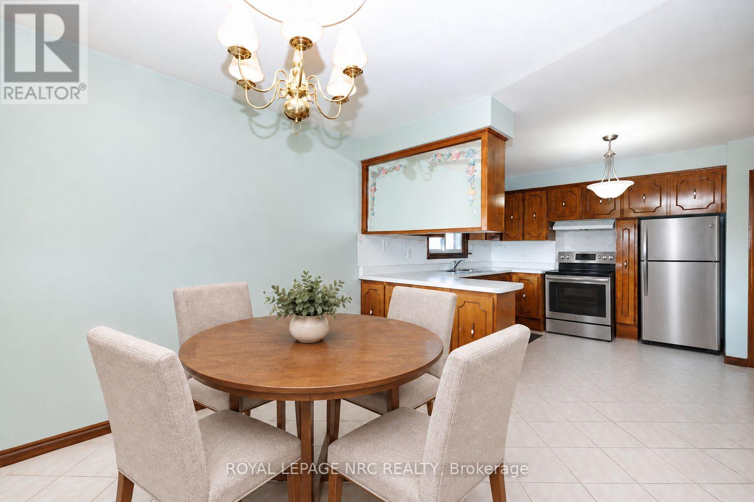 38 Rivercrest Road, Hamilton, Ontario  L8E 1M9 - Photo 4 - X13750398