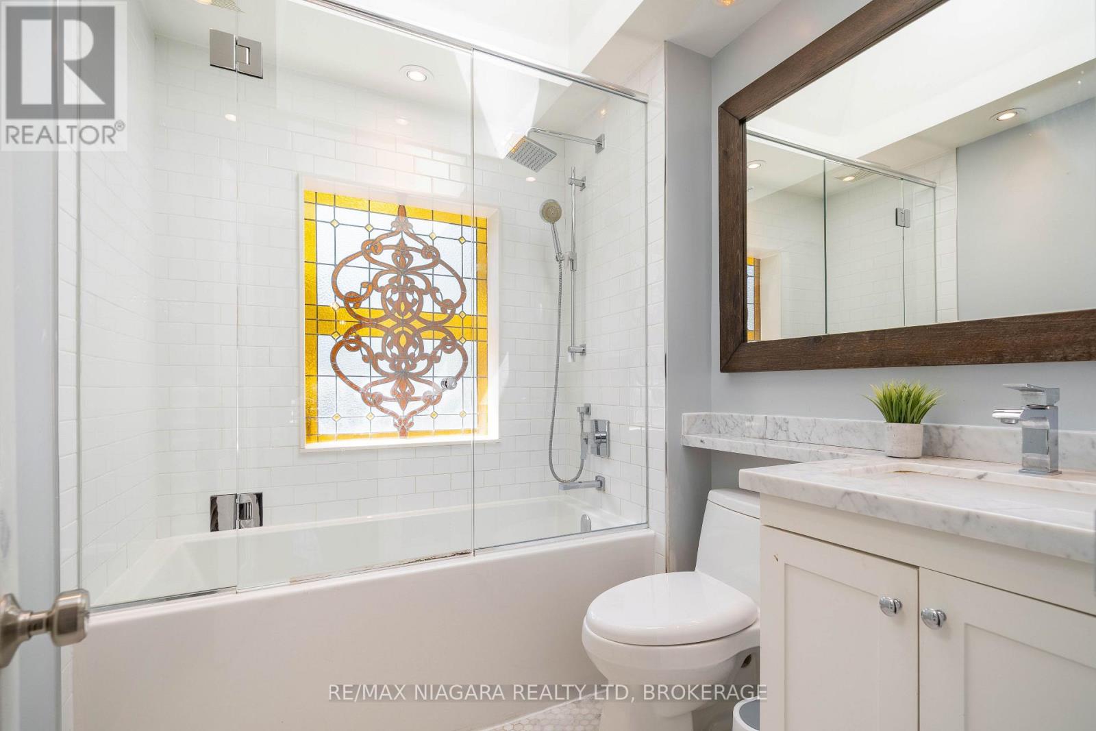 38 Yonge Boulevard, Toronto, Ontario  M5M 3G5 - Photo 29 - C13750476