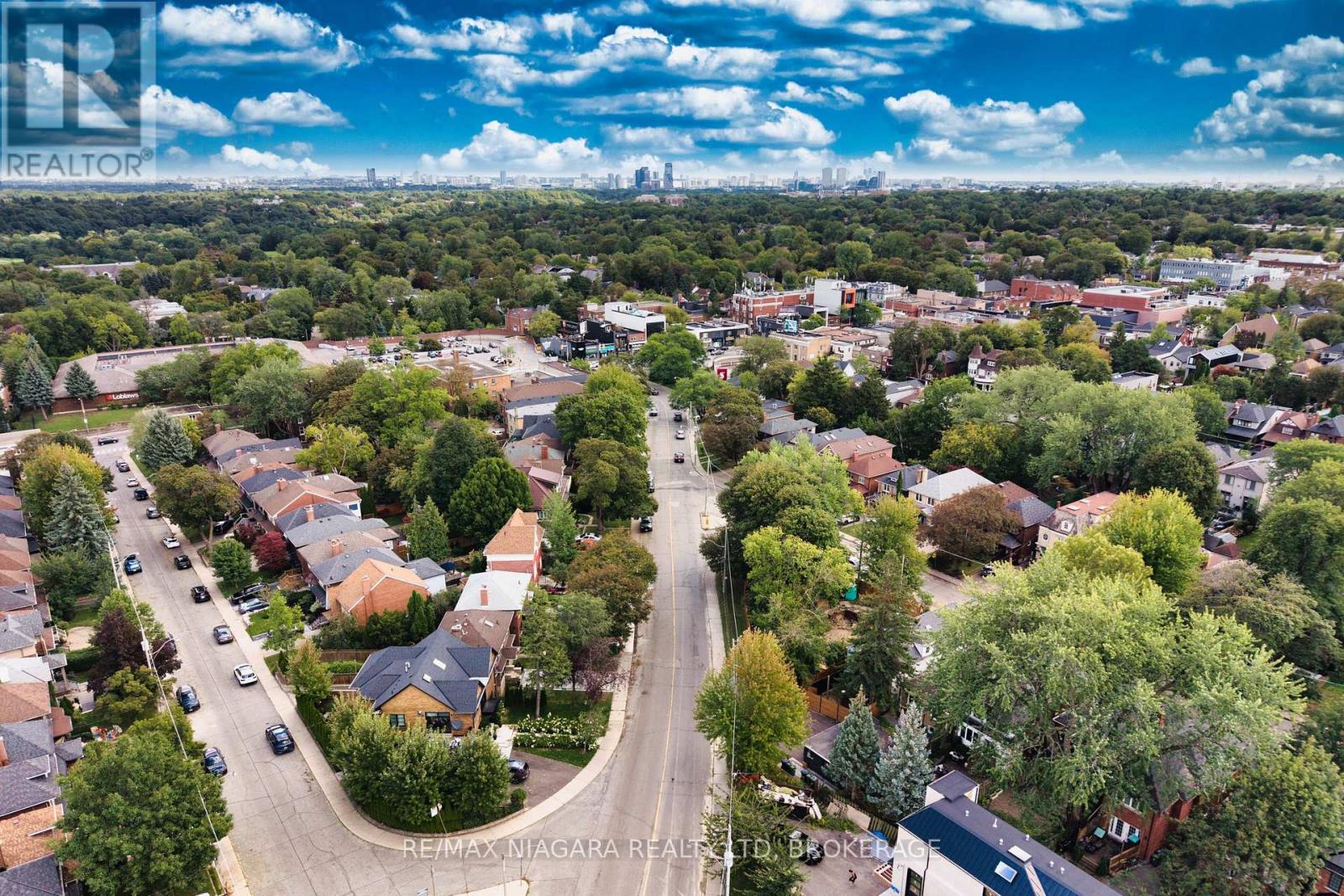 38 Yonge Boulevard, Toronto, Ontario  M5M 3G5 - Photo 45 - C13750476