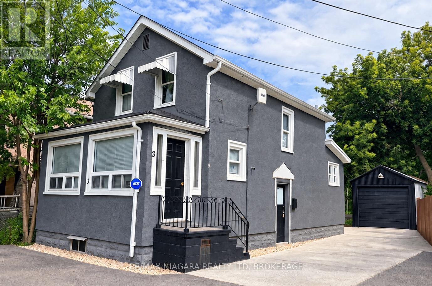 3 RICES LANE, Welland, Ontario