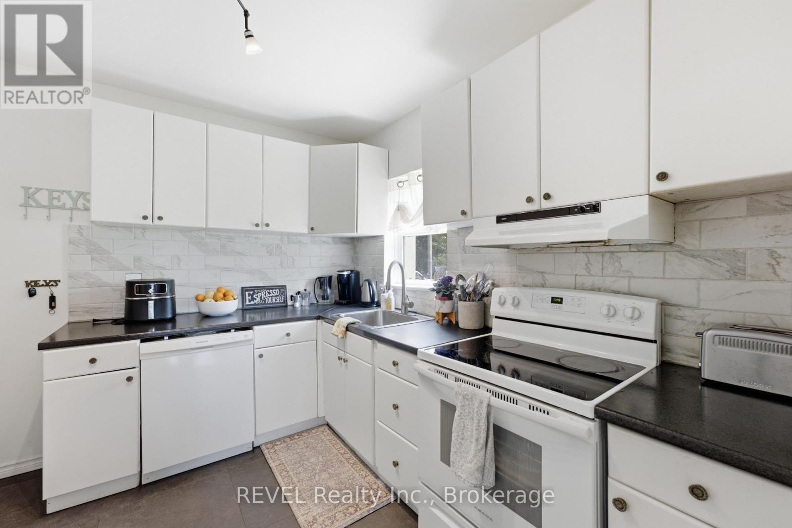 1055 Burger Road, Fort Erie, Ontario  L0S 1N0 - Photo 49 - X13751484