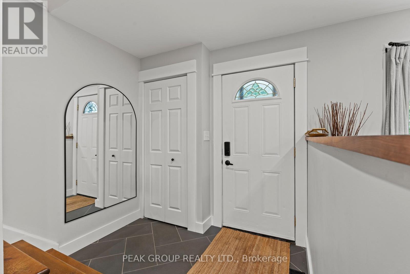37 Elma Street, St. Catharines, Ontario  L2N 6Z2 - Photo 4 - X13751764