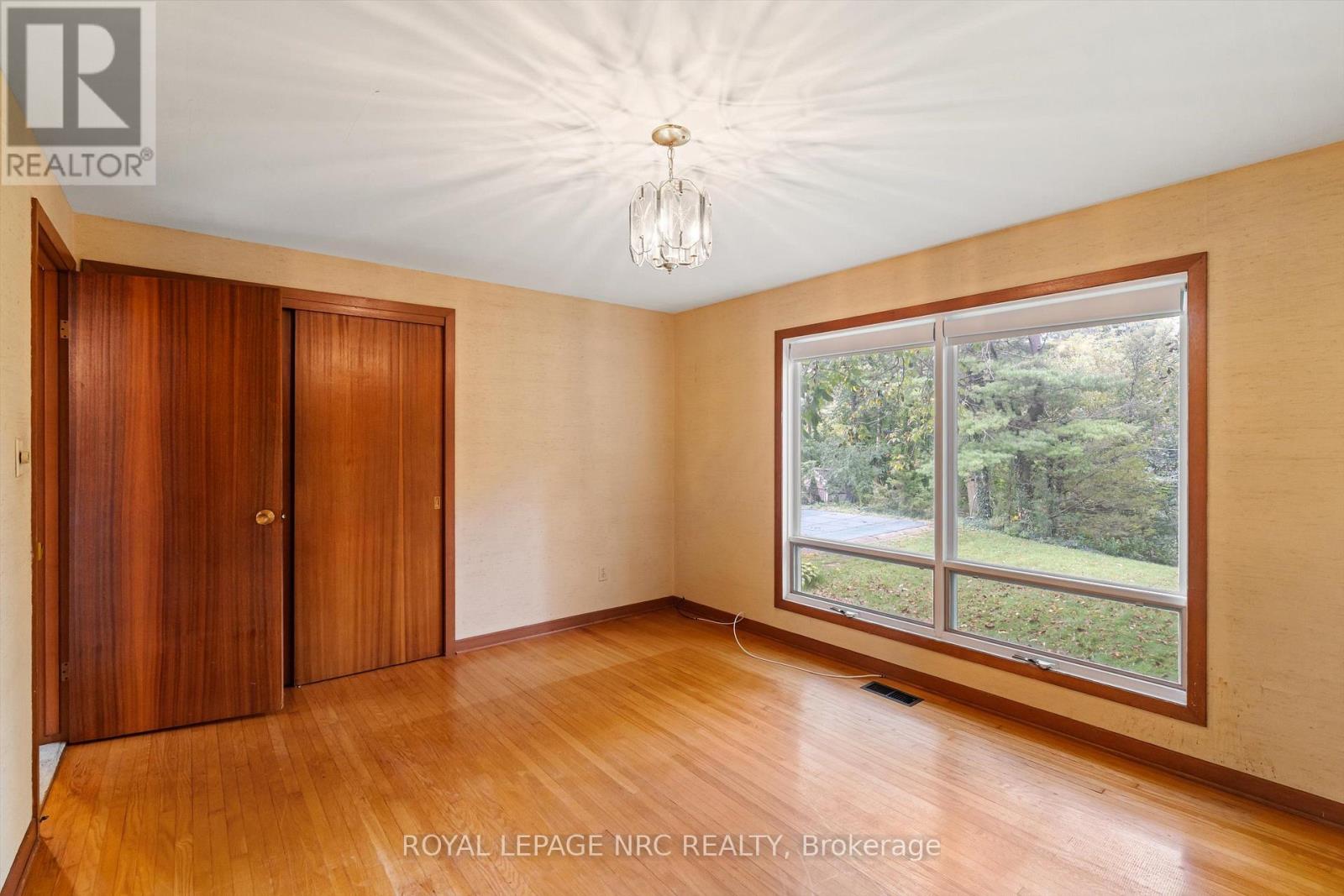 21 Parklane Crescent, St. Catharines, Ontario  L2T 3T9 - Photo 21 - X13752390