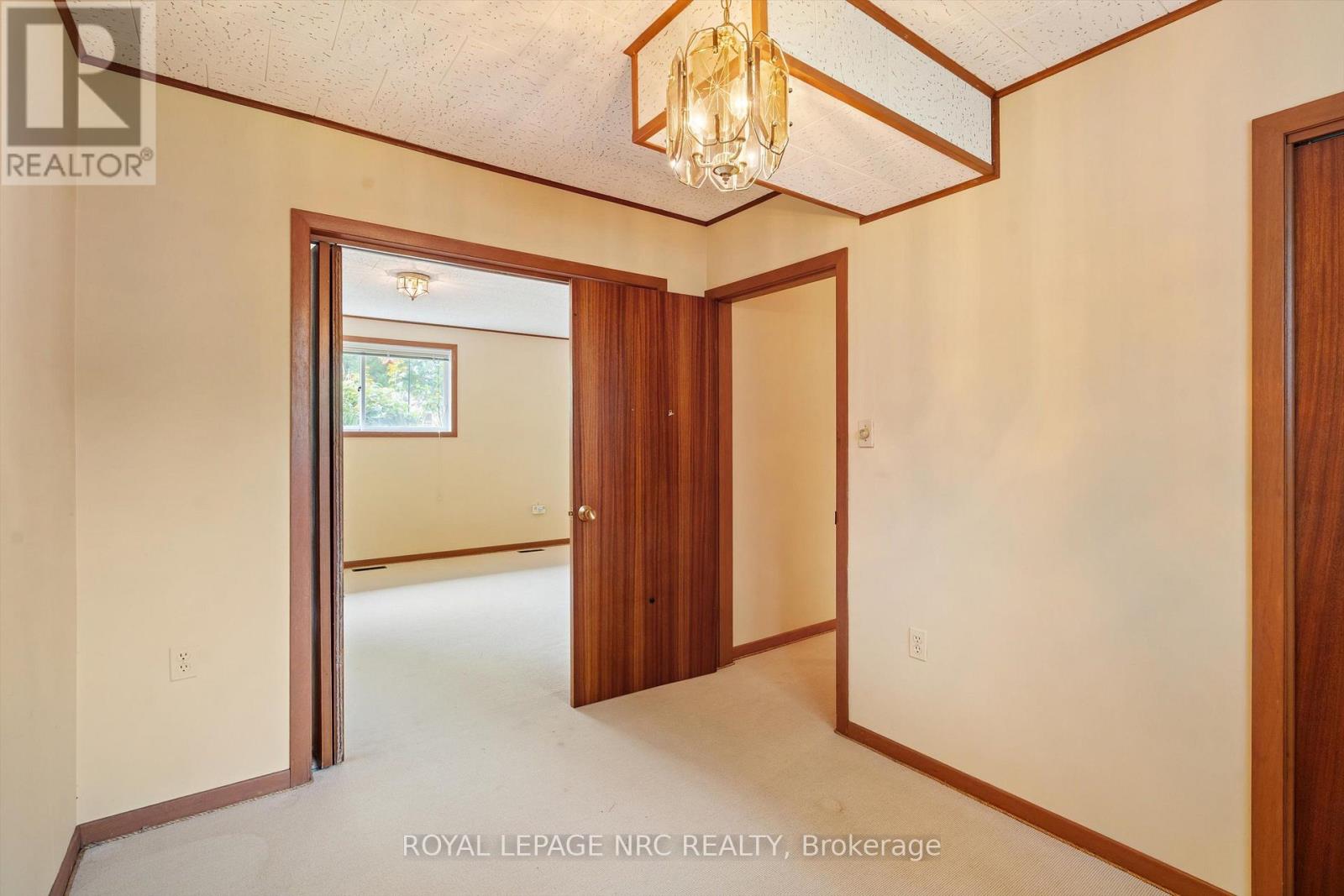 21 Parklane Crescent, St. Catharines, Ontario  L2T 3T9 - Photo 27 - X13752390