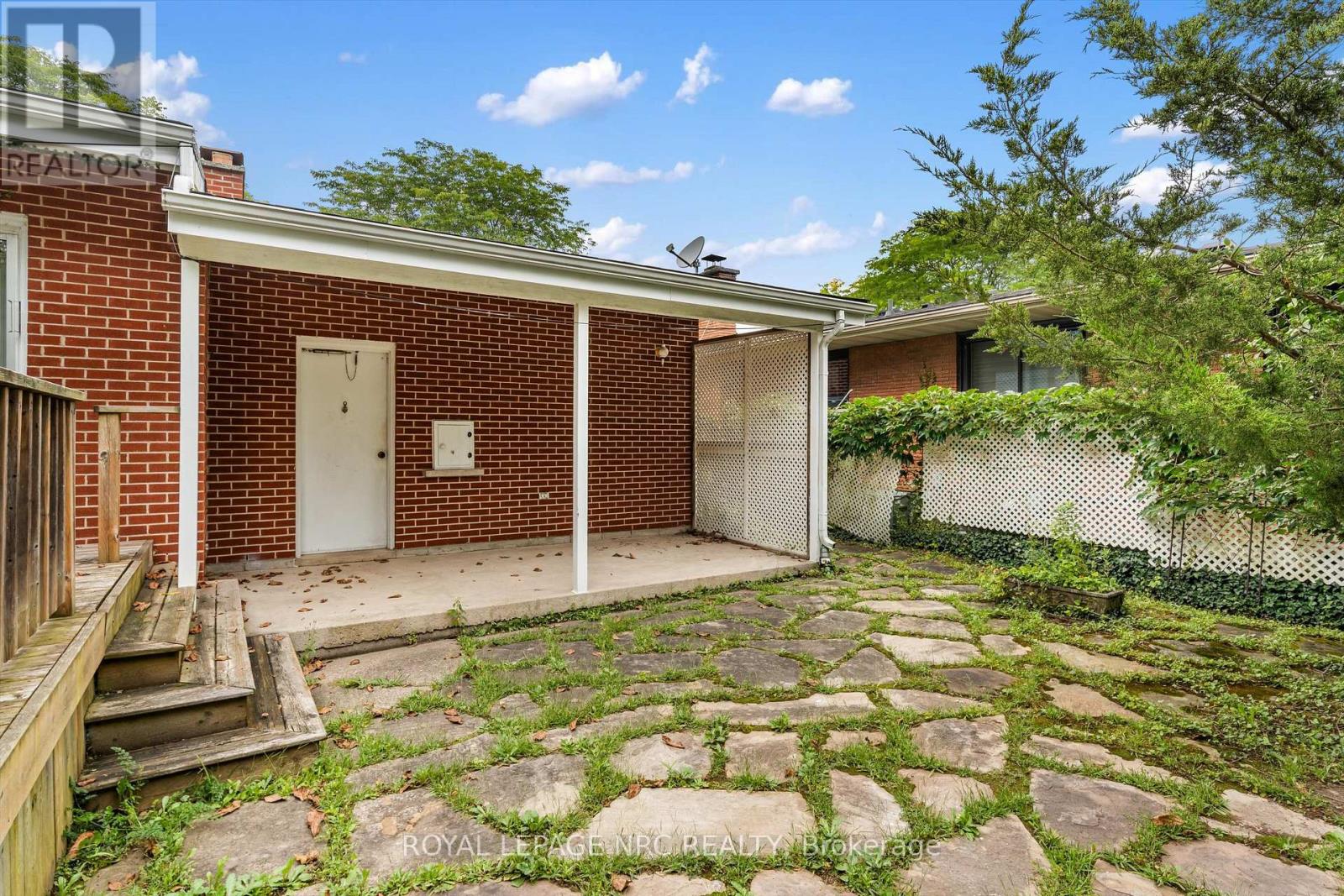21 Parklane Crescent, St. Catharines, Ontario  L2T 3T9 - Photo 36 - X13752390