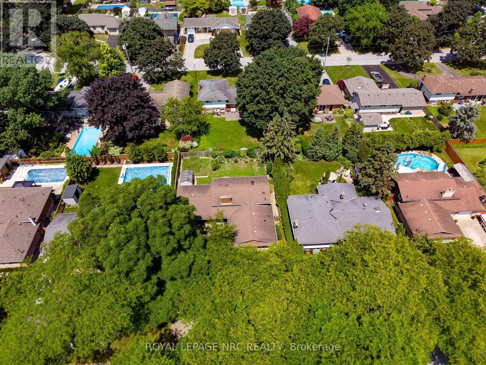 15 Black Friars Road, St. Catharines, Ontario  L2N 2M8 - Photo 37 - X13752702