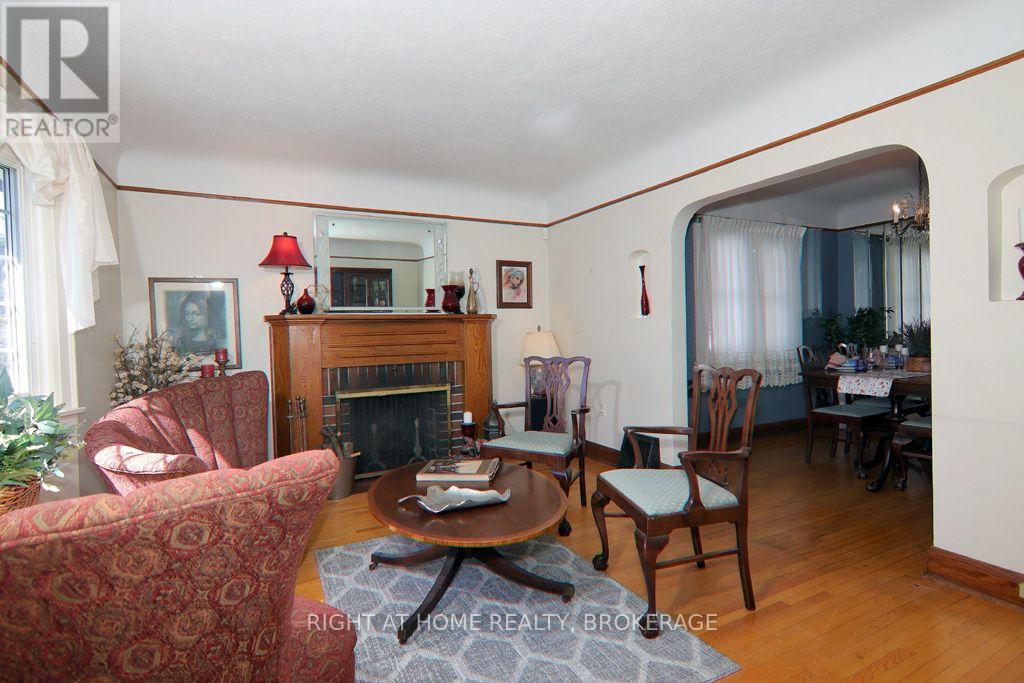 31 Stuart Avenue, St. Catharines, Ontario  L2R 1M8 - Photo 17 - X13752872