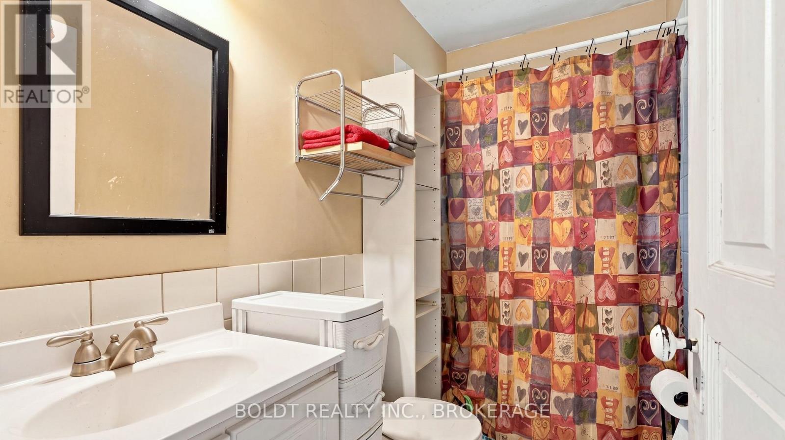 53 Carlton Street, St. Catharines, Ontario  L2R 1P7 - Photo 16 - X13753134