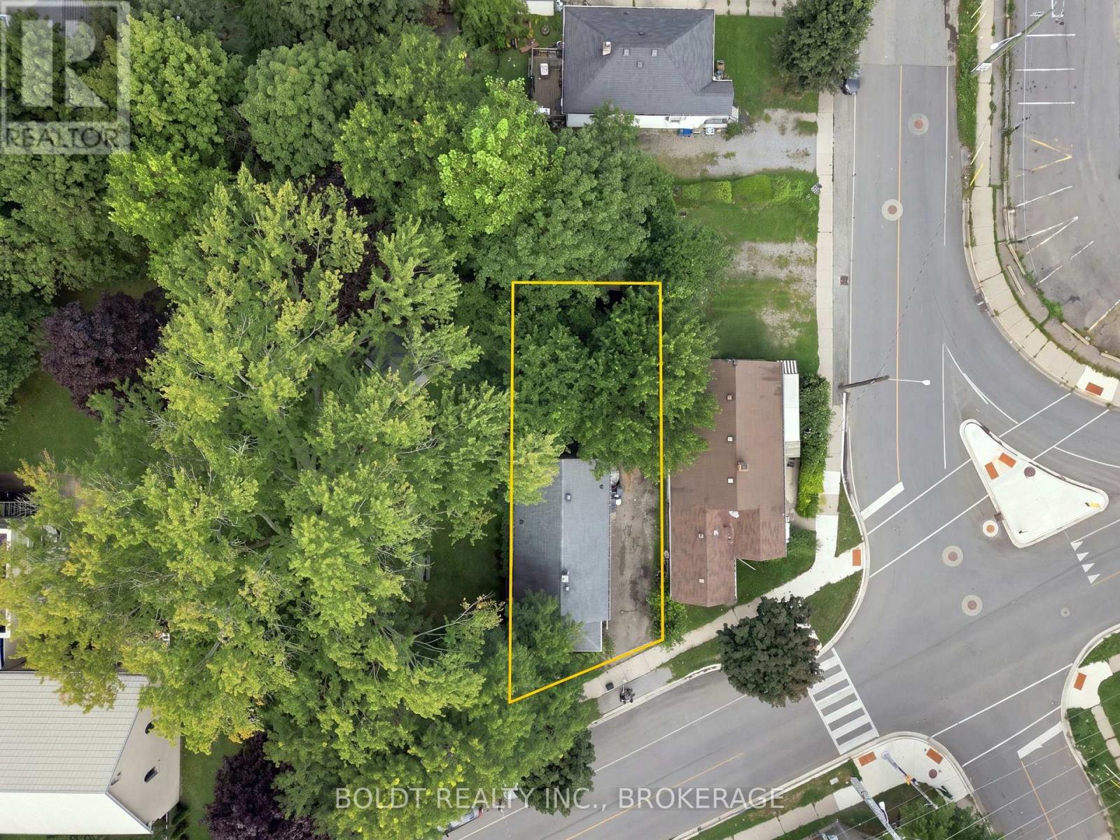 53 Carlton Street, St. Catharines, Ontario  L2R 1P7 - Photo 44 - X13753134