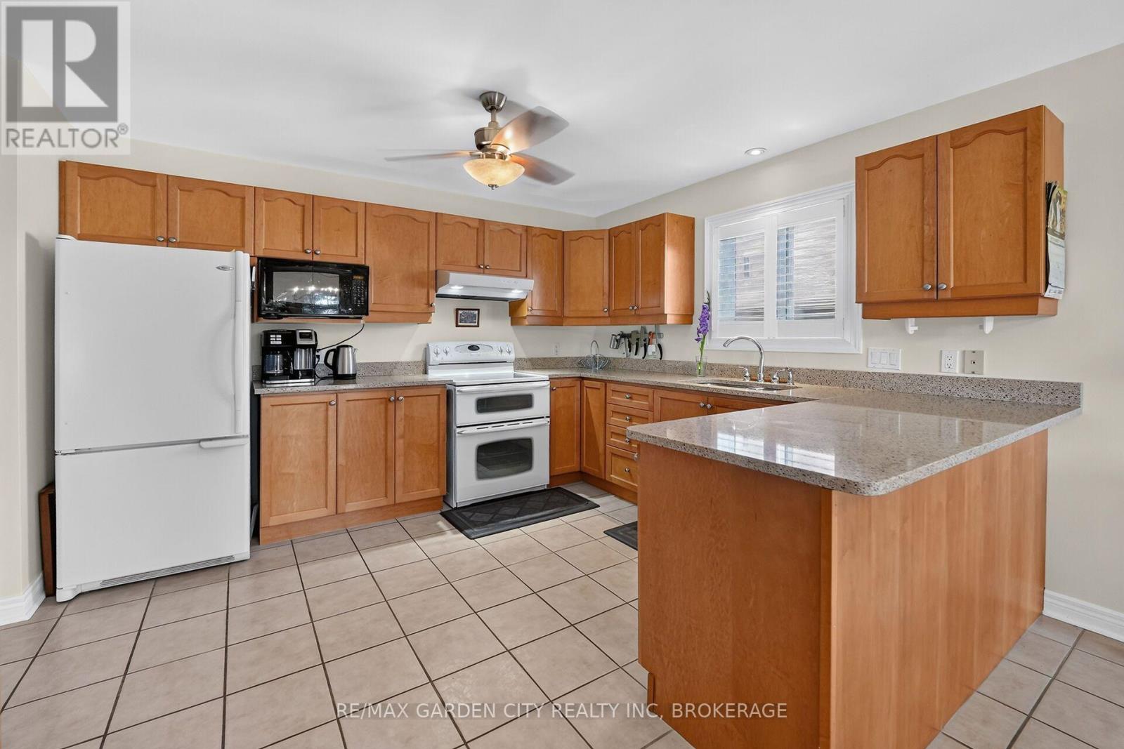 4039 Barry Drive, Lincoln, Ontario  L0R 1B7 - Photo 11 - X13754366