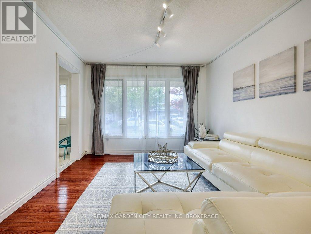 20 Consiglia Drive, St. Catharines, Ontario  L2S 3M8 - Photo 9 - X13755044