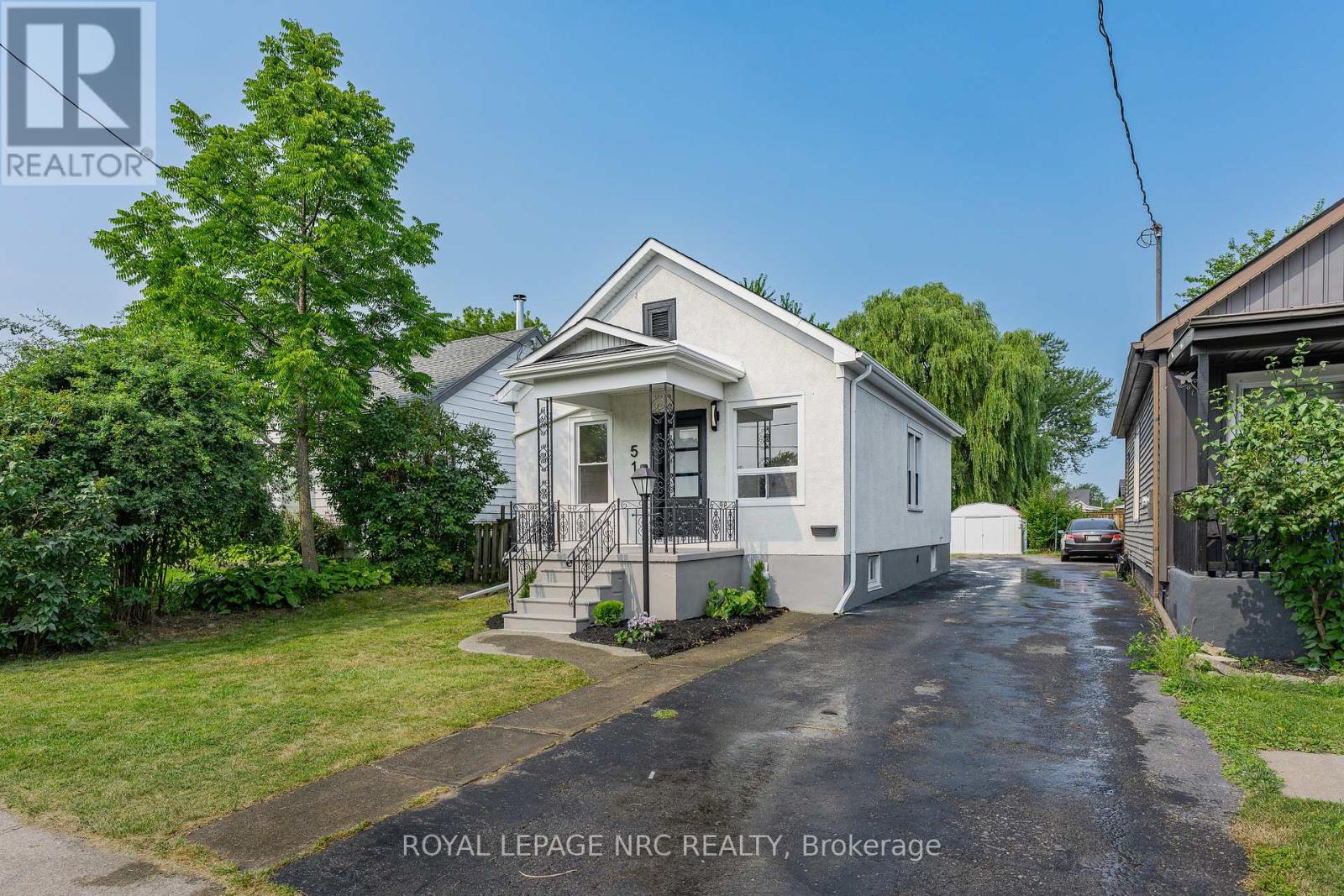51 QUEEN STREET S, Thorold, Ontario