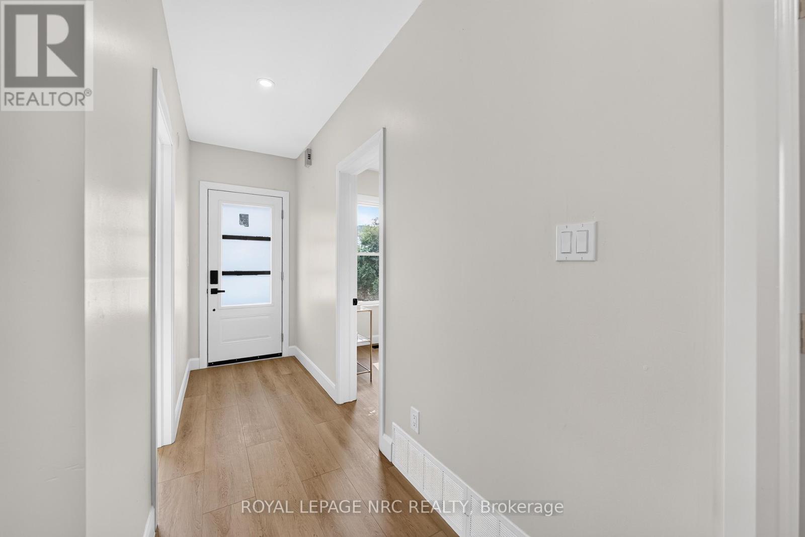 51 Queen Street S, Thorold, Ontario  L2V 3N2 - Photo 5 - X13755842