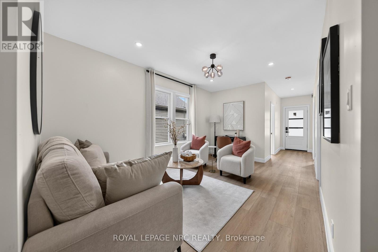 51 Queen Street S, Thorold, Ontario  L2V 3N2 - Photo 8 - X13755842