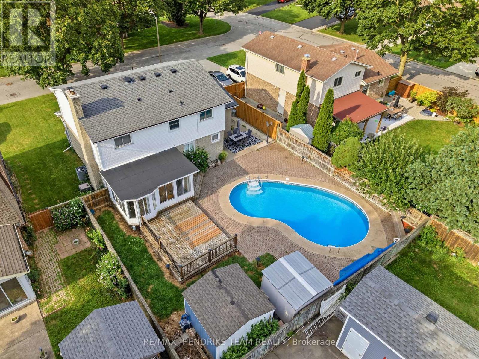 4 Royal Orchard Crescent, St. Catharines, Ontario  L2N 4E9 - Photo 40 - X13756984