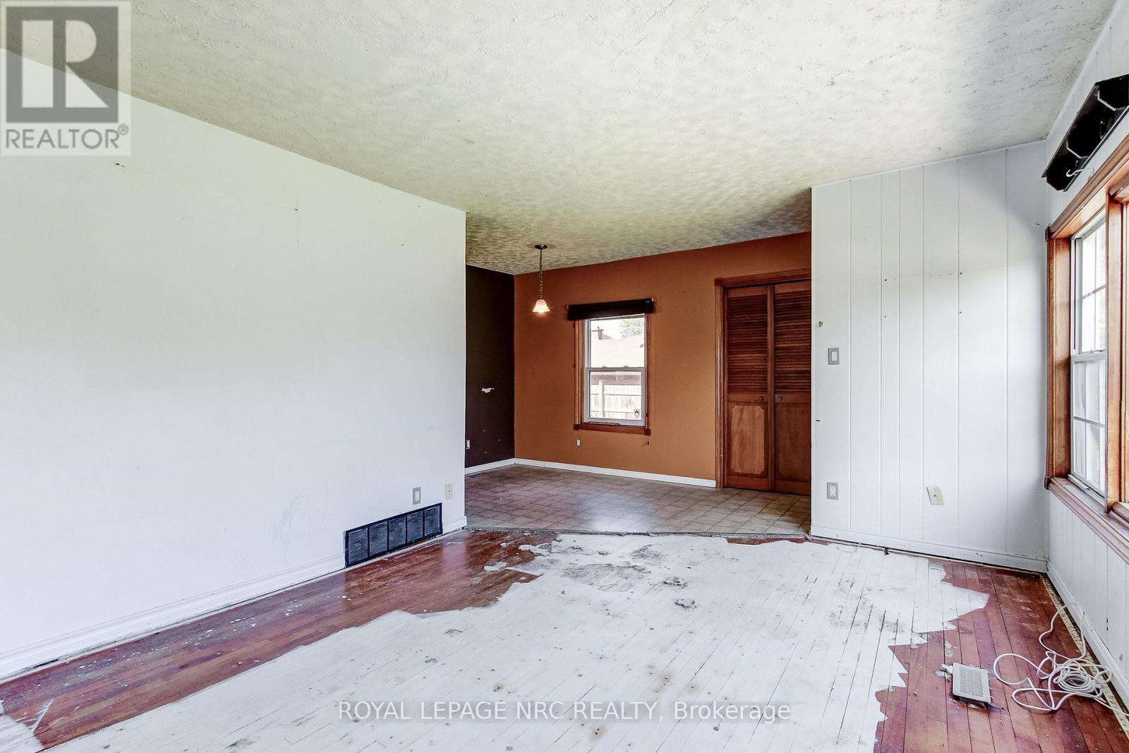 60 Valley Road, St. Catharines, Ontario  L2S 1Y6 - Photo 12 - X13757442