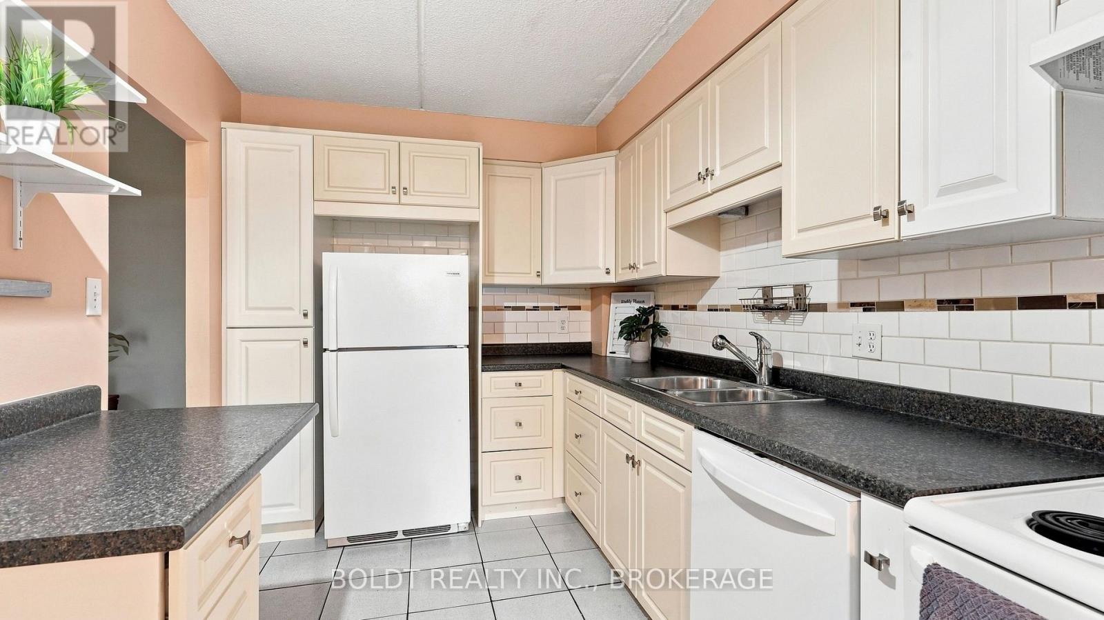 110 - 6 Westlake Lane, St. Catharines, Ontario  L2N 5S3 - Photo 9 - X13758262