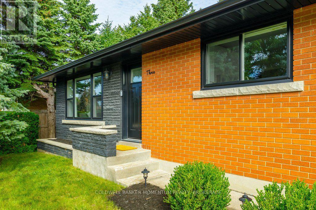 3 Cherry Street, Niagara-On-The-Lake, Ontario  L0S 1J0 - Photo 3 - X13758808