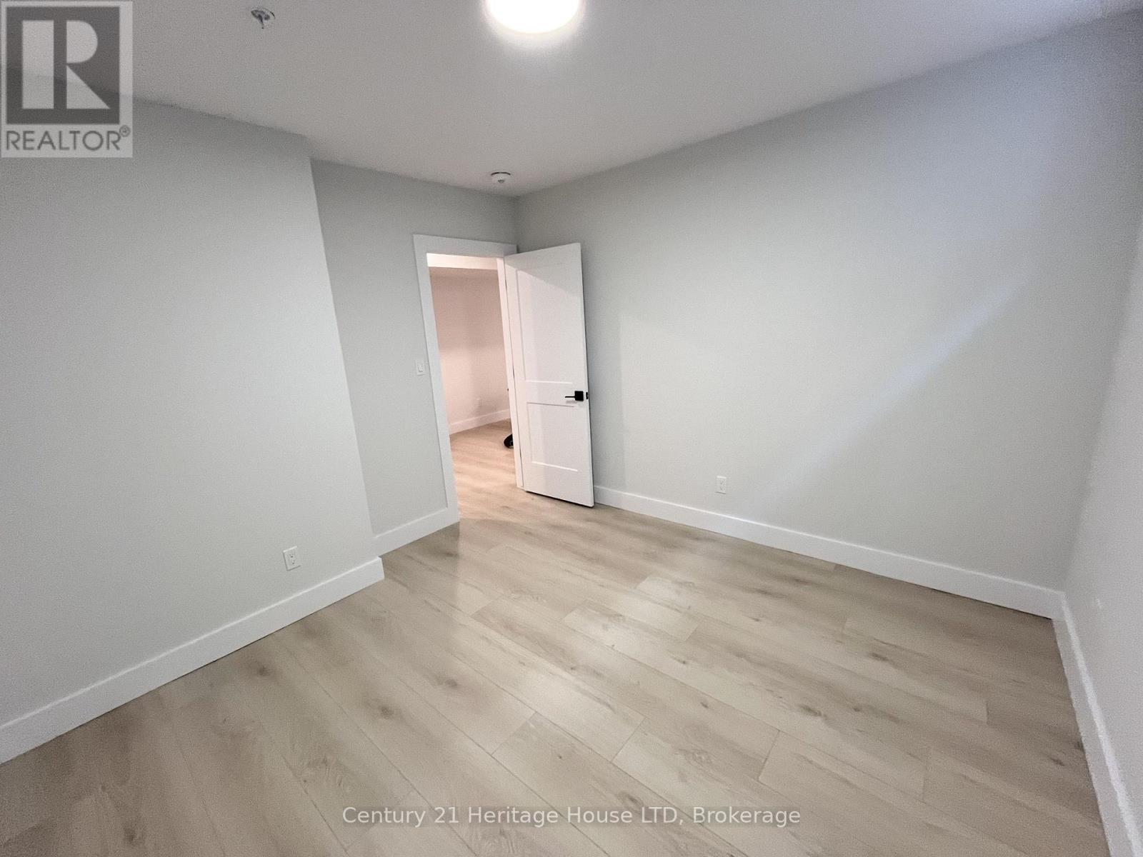 Lower Unit - 99b Moffatt Street, St. Catharines, Ontario  L2P 2L6 - Photo 16 - X13758990