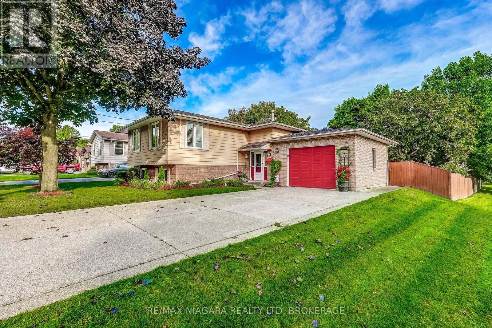 33 Hurricane Road, Pelham, Ontario  L0S 1E3 - Photo 4 - X13759900