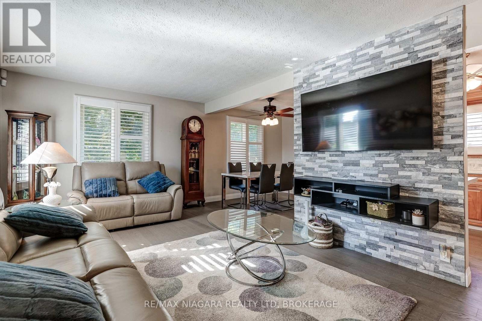 33 Hurricane Road, Pelham, Ontario  L0S 1E3 - Photo 9 - X13759900