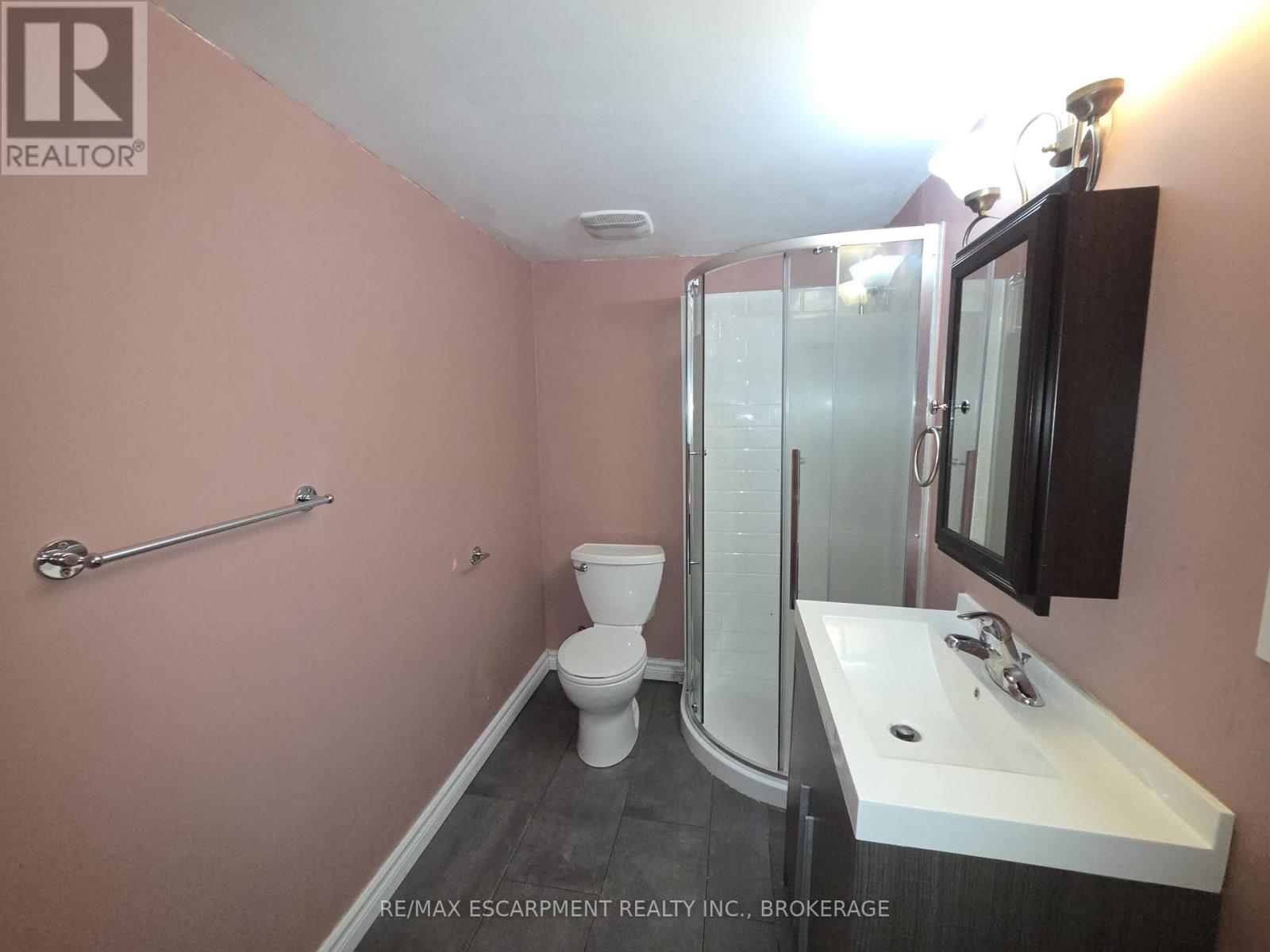 Lower - 32 Birchpark Drive, Grimsby, Ontario  L3M 4N1 - Photo 14 - X13761204