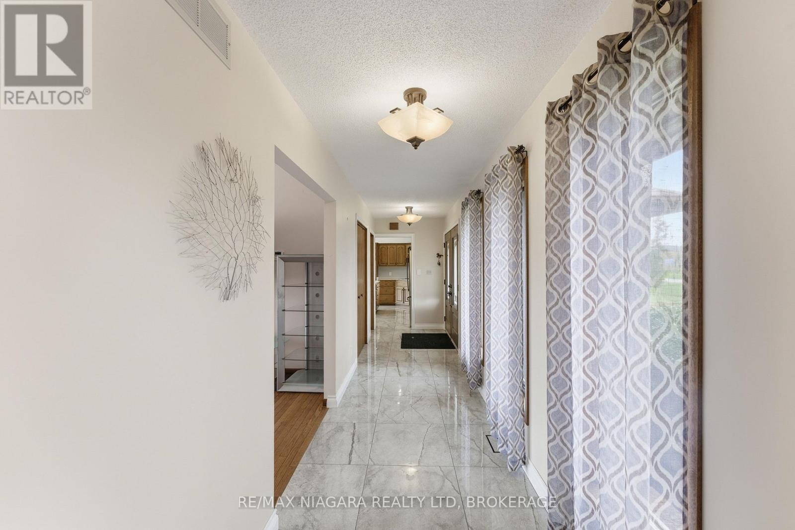4850 Mountainview Road, Lincoln, Ontario  L0R 1B3 - Photo 12 - X13761468