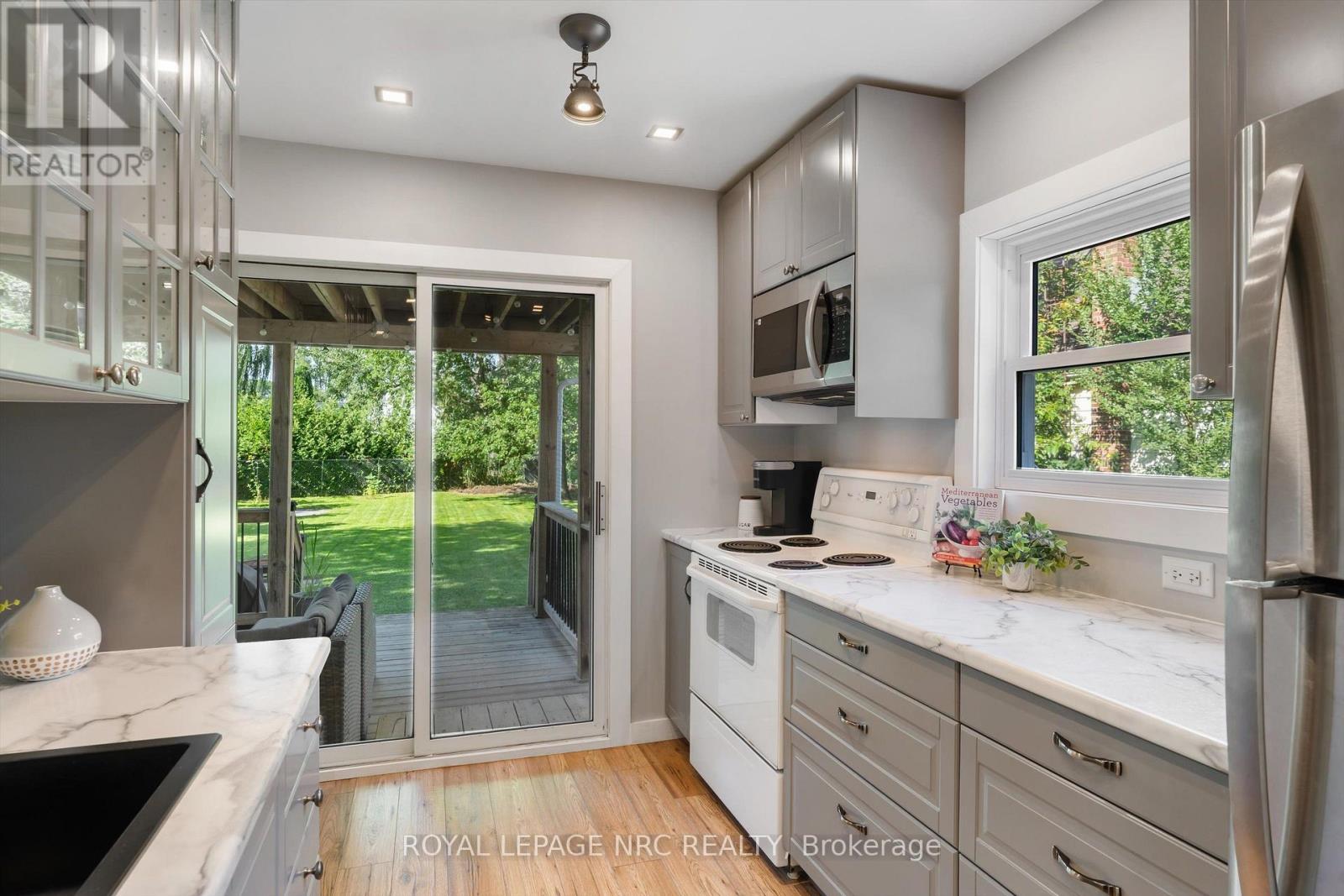 7 Vivian Avenue, St. Catharines, Ontario  L2M 5X8 - Photo 8 - X13761938