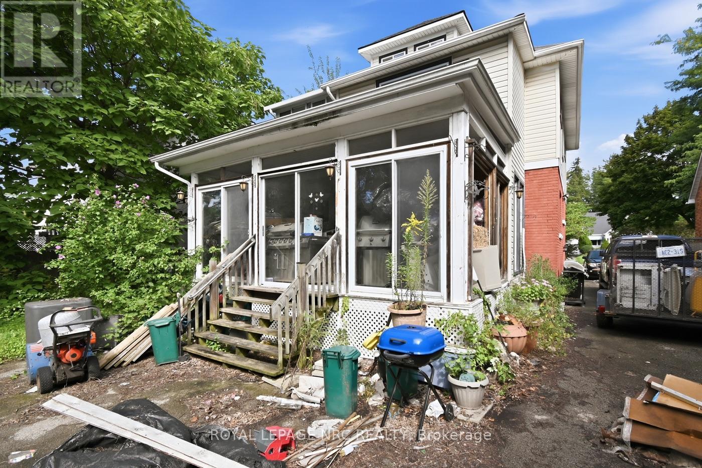 6068 Dixon Street, Niagara Falls, Ontario  L2G 2L5 - Photo 21 - X13761940