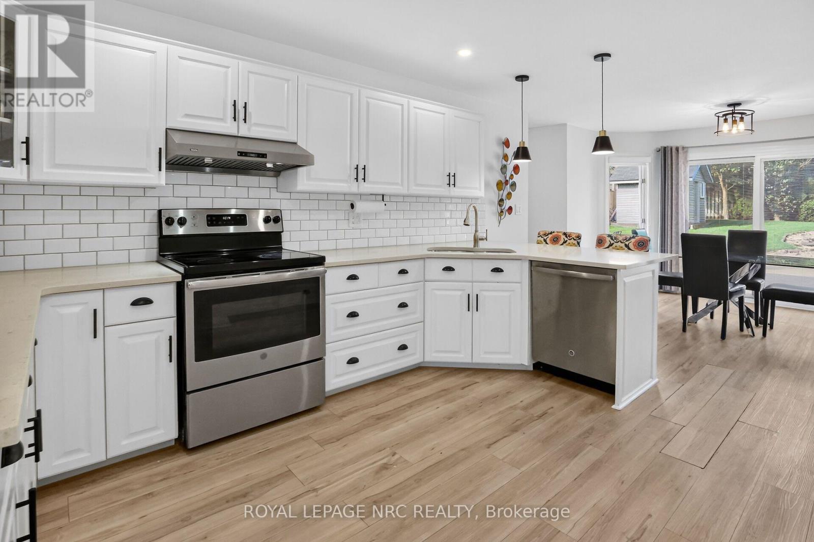 105 Stefanie Crescent, Welland, Ontario  L3C 6X9 - Photo 4 - X13762178